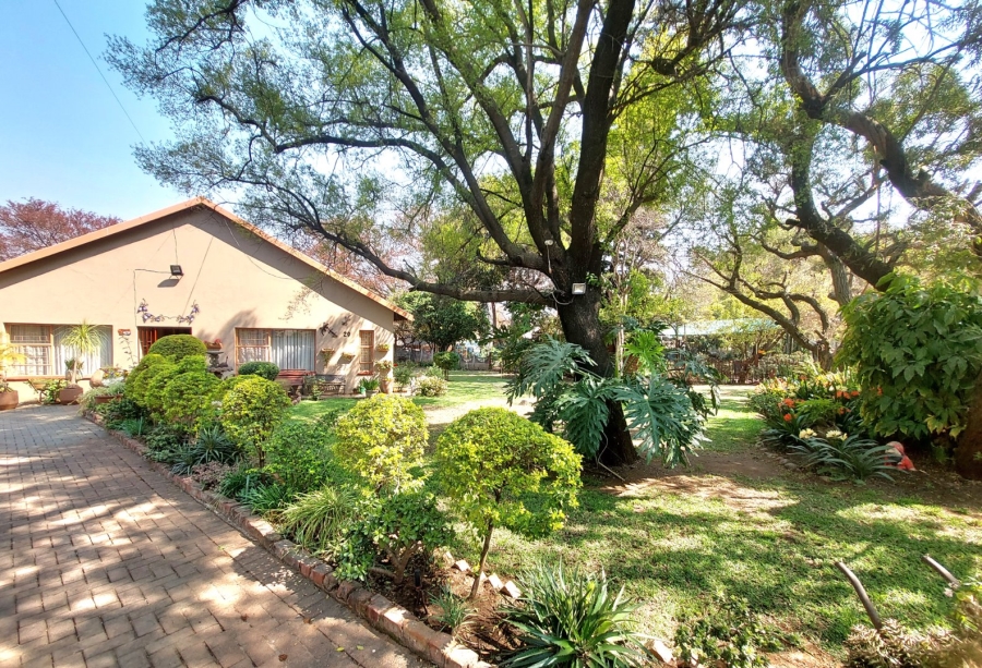 4 Bedroom Property for Sale in Elandsrand North West